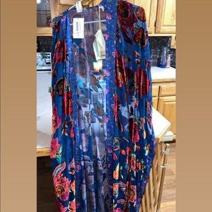 Brand New Aratta Annabelle Burn Kimono. Large/Extra Large, fits oversized.